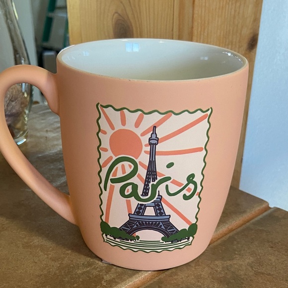 ⚡️5 for $12⚡️Paris Themed Peach 20 ounce Mug - Picture 5 of 8